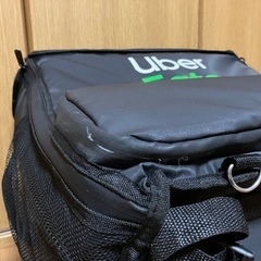 ウーバーイーツ　デリバリーバッグの画像