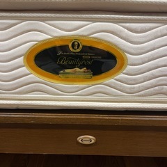 セミダブルベッド　シモンズ　ブラウンの画像