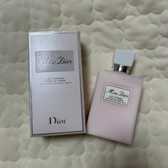 【新品未使用】Dior/ディオール　ボディーミルク　200mlの画像