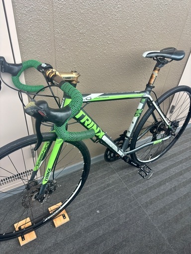 ロードバイク トリンクス 700
