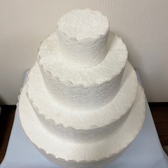 発泡スチロール　ウェディングケーキの画像