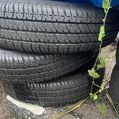 ジムニー スタッドレスタイヤの画像