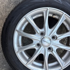 スタッドレスタイヤ 155/65/14の画像