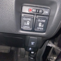 N-BOXカスタム G・Lパッケージ 2016年式 / 車検あり / 両側パワスラ / バックカメラ / 即乗りOKの画像