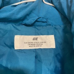 HM アウター　140cm の画像