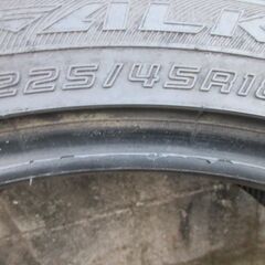FALKEN製 225/45R18 中古タイヤ2本の画像