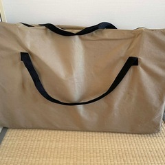 キャンプテーブルの画像