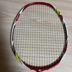 バドミントンラケット　　アークセイバー11の画像
