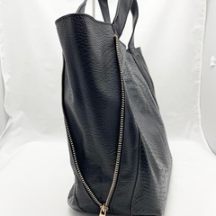 パイソン柄 黒レザートートバッグ 大きめサイズの画像