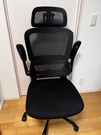 美品　先着順　チェア　椅子　オフィスチェア　ブラック
