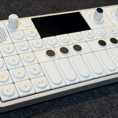 teenage engineering OP-1 fieldの画像