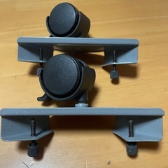 石油ファンヒーター ローラー 移動用ローラー 足の画像