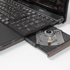 【中古ノートPC】富士通〈LIFEBOOK AHシリーズ〉Intel Core i7/SSD256GB/メモリ8GB ⑥の画像