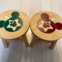 こども　木製 イス ラウンドスツール 丸椅子　木製キッズチェア 2色セットの画像