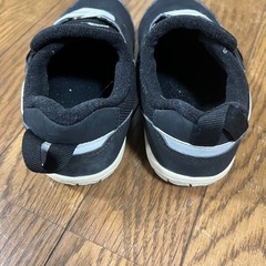 アシックス　18cmの画像