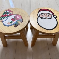 こども　木製 イス ラウンドスツール 丸椅子　クリスマス　2つセットの画像
