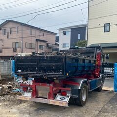 【中型・大型免許必須】 即戦力優遇！月給35万円以上の産業廃棄物ドライバー！の画像