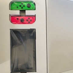 ②【中古・美品】Nintendo Switch 本体の画像