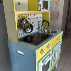 木製おままごとキッチンの画像