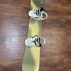 ヨネックス社軽量カーボンフリースタイルの画像