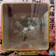 鬼滅の刃　フィギア　一番くじ　炭治郎　禰󠄀豆子　セット
の画像