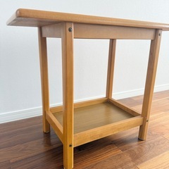 しっかりめ テーブル 木 重めの画像