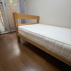 シングルベット　フレームのみ　木製の画像