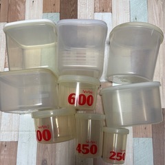 タッパーの画像