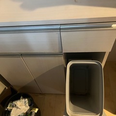 ゴミ箱45L(15L×3分別) 木目長　引き出し付き　キッチン　ペールカウンター　幅70.5×奥行35.5×高さ81.6㎝の画像