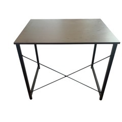 オフィス机 シンプルの画像