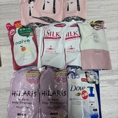 シャンプー、ボディソープ、ボディミルク、ヘアクリームの画像