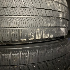 215/60R16スタッドレスタイヤ②
の画像