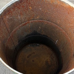 ◇200Lドラム缶　蓋カット済み　屋外放置品の画像