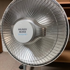 早い者勝ち　首振りハロゲンヒーターの画像