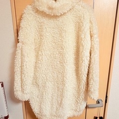 タグ付き🏷️もこもこ上着　M sizeの画像