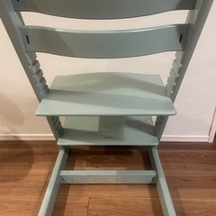 ストッケ 椅子 本体  トリップトラップ の画像