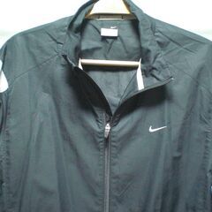 【ジャケット⑪】　ナイキ　ビッグスウッシュ 　ナイロンジャンパーの画像