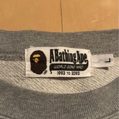 APE  グレー トレーナー Lの画像