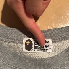 APE  グレー トレーナー Lの画像