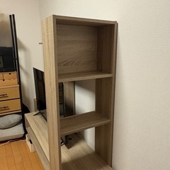 Hisense 43インチテレビ&テレビ台の画像