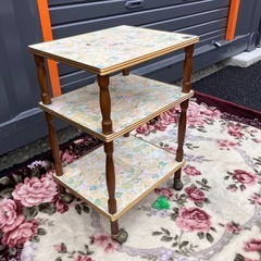 早い者勝ち　無人受け渡し無料　花柄ワゴンの画像