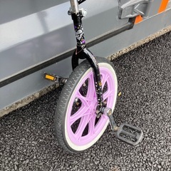 早い者勝ち　一輪車の画像