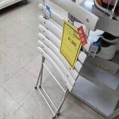 J8735 【リユースのサカイ柏店】 折りたたみチェア クリーニング済みの画像