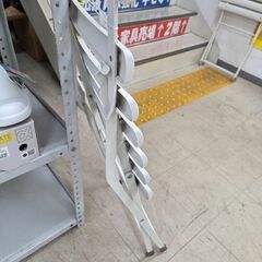 J8735 【リユースのサカイ柏店】 折りたたみチェア クリーニング済みの画像
