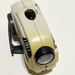 防災用　手回し充電　でん電虫　
ラジオの画像