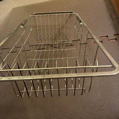 キッチンで使うシンクに置くラック差し上げます。ます。の画像