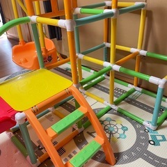 アンパンマン     ブランコ　ジャングルジム　滑り台
の画像