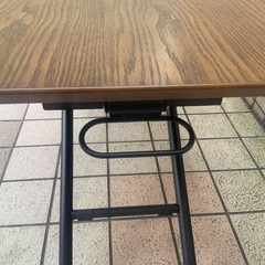 大76 【未使用・保管品】昇降式 テーブル 幅1000mm奥行550mm高さ120mm〜700mm 取説付き 不二貿易の画像