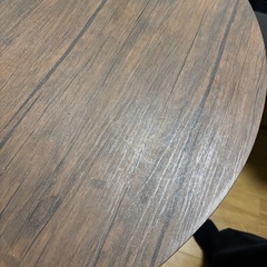 円形ダイニングテーブル
の画像