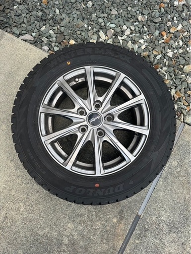 車のパーツ 195/65R 15